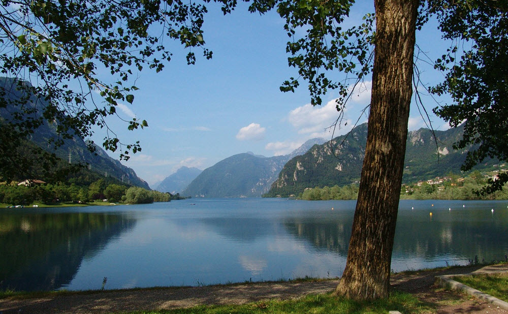 Lake of Pusiano